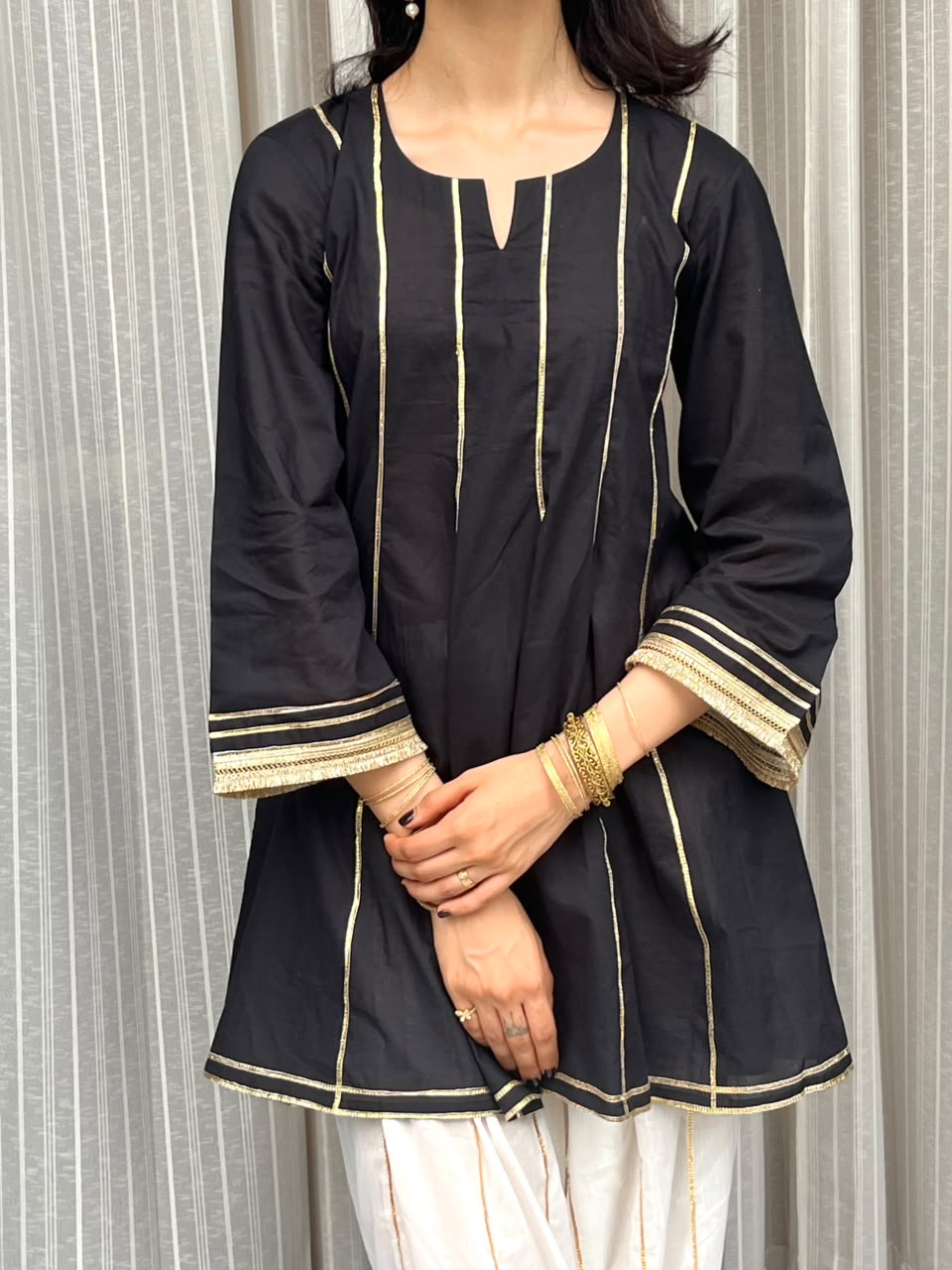 Nazakat Kurta