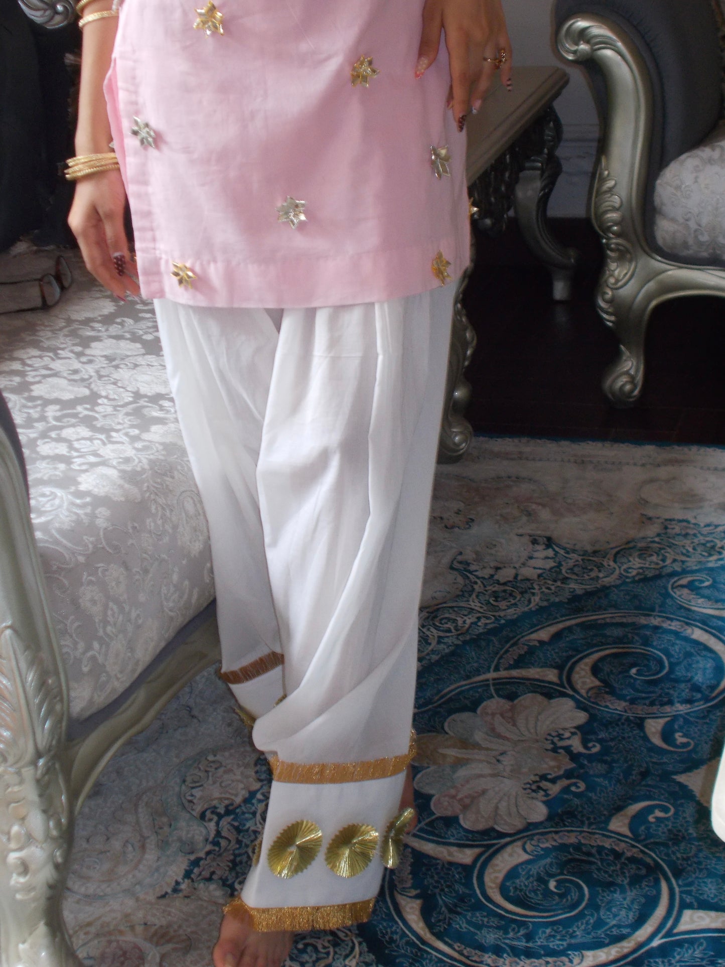 Phool Salwar