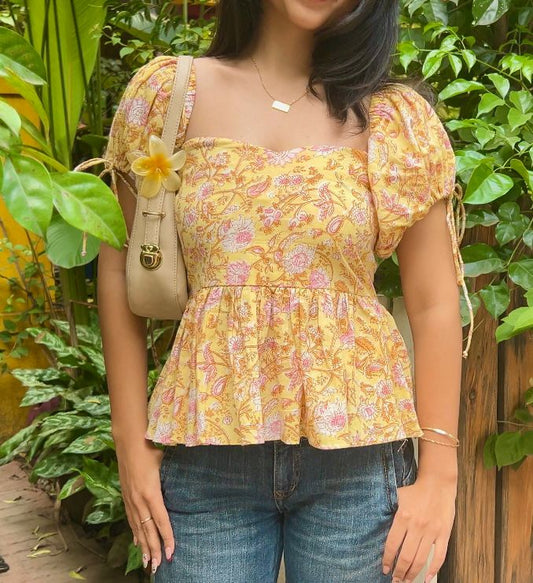Butter yellow top